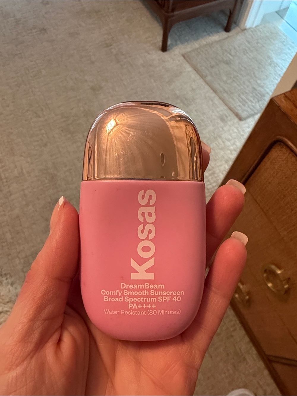 Kosas DreamBeam Comfy Smooth Sunscreen SPF 40 - Pink with Gold Cap